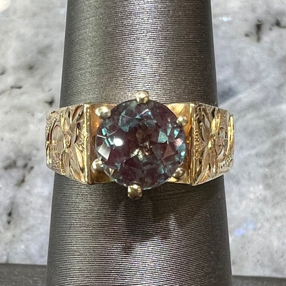 Lab Created Alexandrite Solitaire Ring | 14kt | Estate