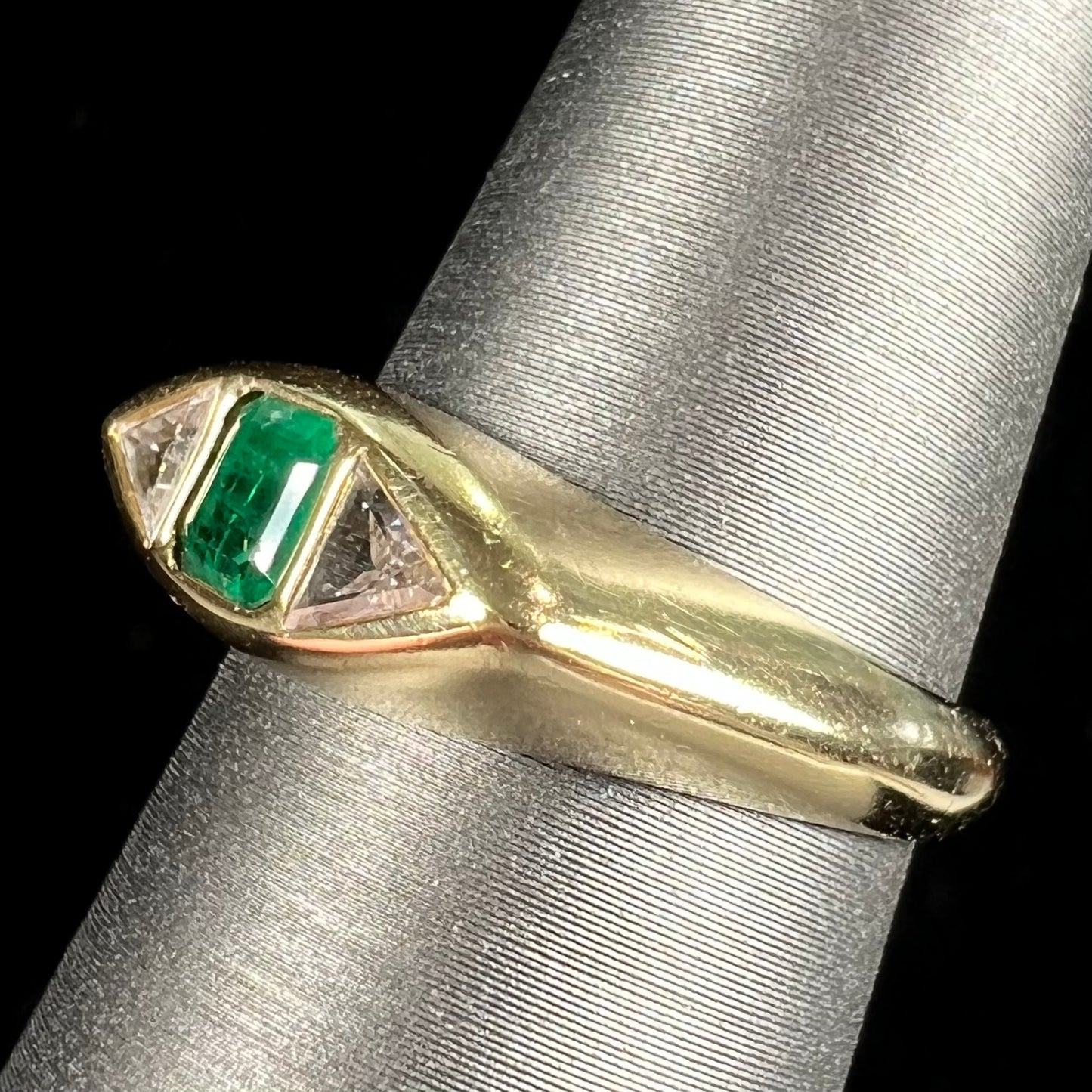 Emerald & Peach Diamond Ring | 18kt | Estate