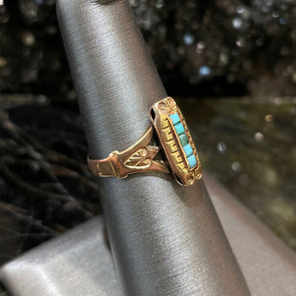 Antique yellow gold ring set with five square turquoise stones, circa 1920's.