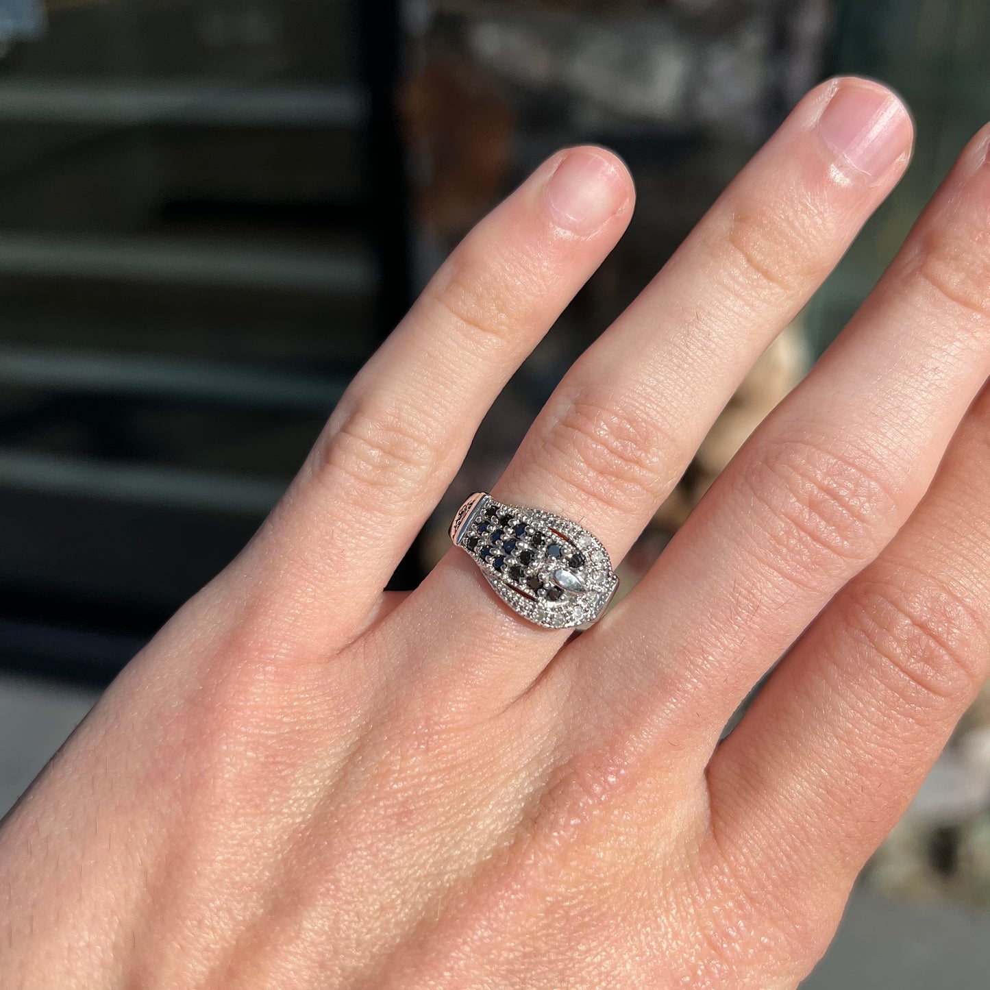 Black & White Diamond Buckle Ring | 10kt